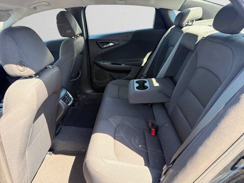 Used 2025 Chevrolet Malibu LT FWD image 13