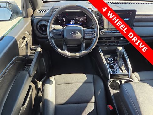Used 2024 Chevrolet Colorado Trail Boss image 11