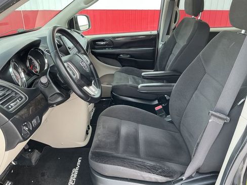 Used 2017 Dodge Grand Caravan SE w/ Power Window Group image 21