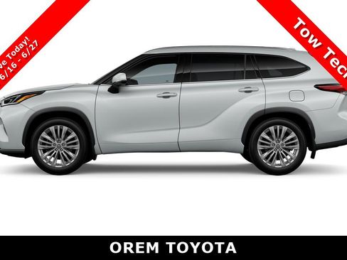 New 2026 Toyota Highlander Platinum AWD/4WD image 4