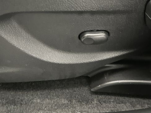 Used 2015 Chevrolet Trax LT image 17