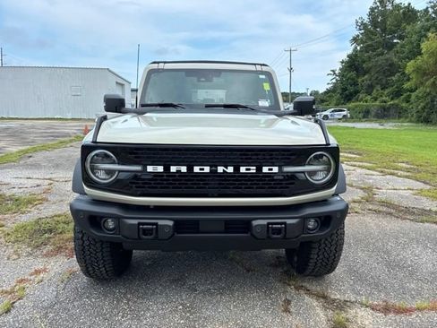 Used 2025 Ford Bronco Badlands AWD/4WD image 8