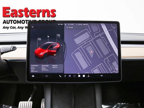 Used 2022 Tesla Model Y Performance image 16