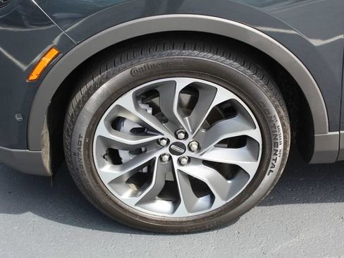 Certified 2023 Lincoln Nautilus Reserve w/ Equipment Group 201A AWD/4WD image 12
