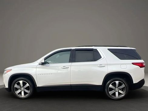 Used 2019 Chevrolet Traverse LT w/ LT Premium Package image 8