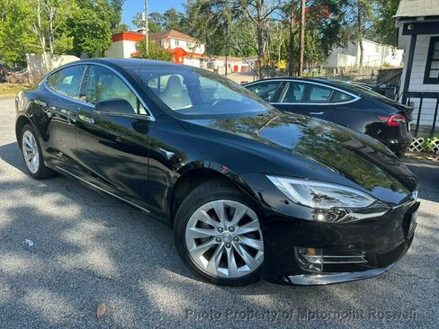 Used 2019 Tesla Model S 100D AWD/4WD image 2