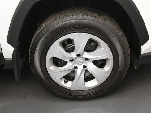 Used 2024 Toyota RAV4 LE AWD/4WD image 37