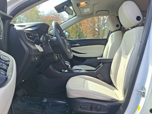 Used 2023 Buick Encore GX Select image 15