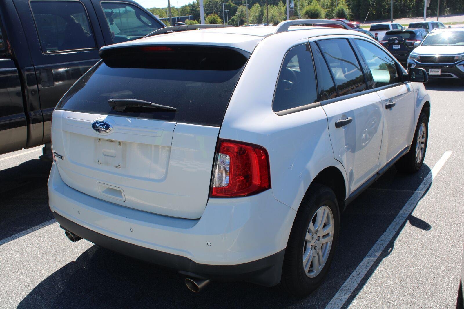 Used 2012 Ford Edge SE FWD image 4