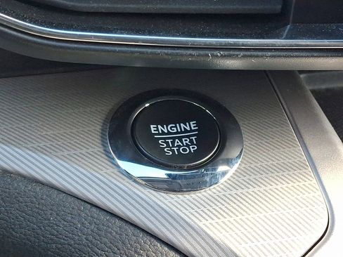 Certified 2023 Ford Explorer XLT w/ Equipment Group 202A image 25