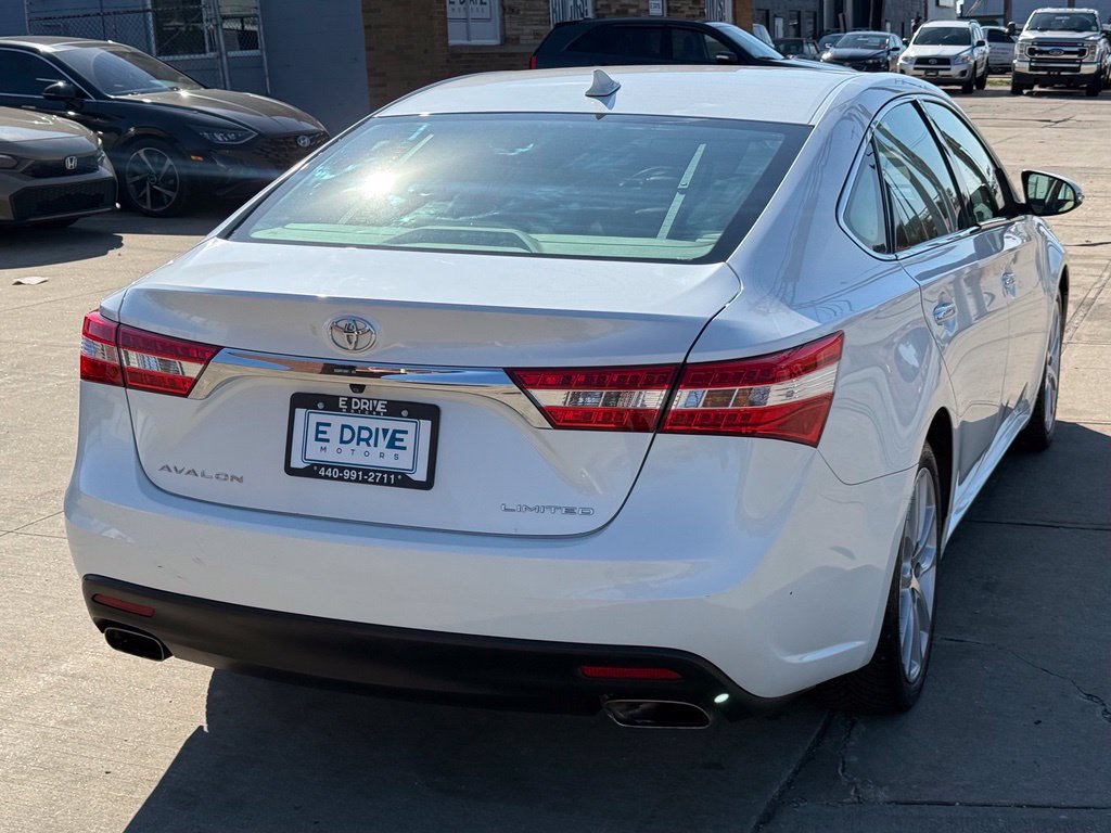 Used 2014 Toyota Avalon Limited FWD image 7