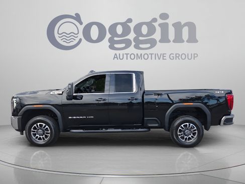 Used 2026 GMC Sierra 2500 SLE AWD/4WD image 2