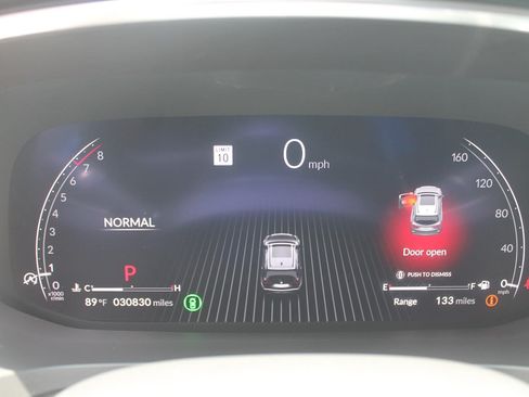 Used 2023 Acura MDX SH-AWD w/ Advance Package image 10