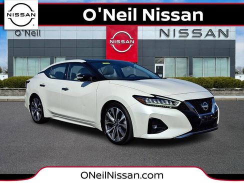 Certified 2023 Nissan Maxima Platinum w/ Sport Mat Group FWD image 1