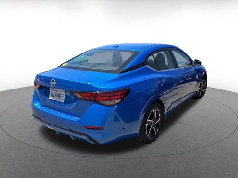 Used 2025 Nissan Sentra SV FWD image 7