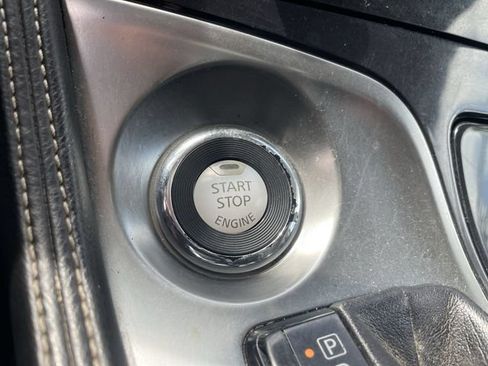 Used 2019 Nissan Maxima Platinum w/ Sport Mat Group FWD image 17