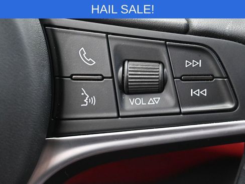 Used 2018 Alfa Romeo Giulia Ti image 18