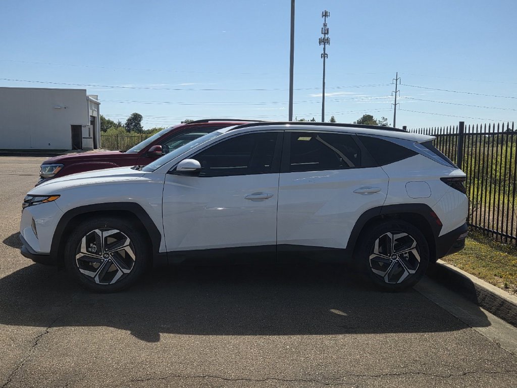 Used 2024 Hyundai Tucson SEL w/ Convenience Package FWD image 4