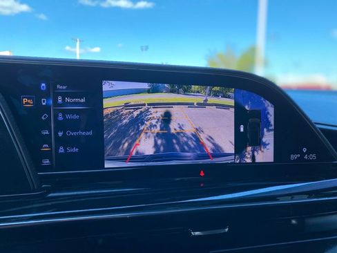 Used 2022 Cadillac Escalade Sport w/ Touring Package AWD/4WD image 22