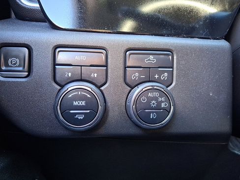 Used 2023 Chevrolet Silverado 1500 RST image 24