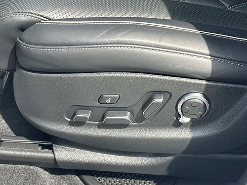 Used 2023 Genesis GV80 3.5T AWD/4WD image 27