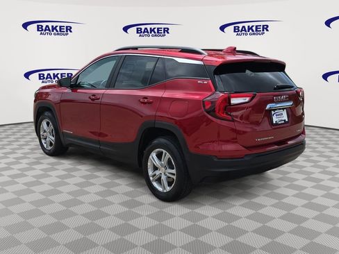 Used 2022 GMC Terrain SLE w/ Driver Convenience Package AWD/4WD image 7