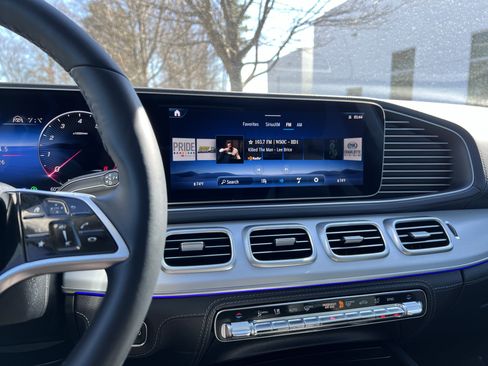 Used 2025 Mercedes-Benz GLE 350 4MATIC image 31