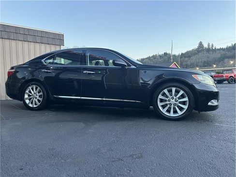 Used 2008 Lexus LS 460 image 9
