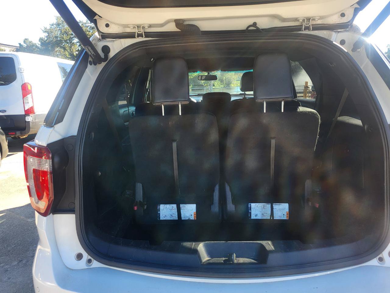 Used 2016 Ford Explorer XLT w/ Equipment Group 202A FWD image 31