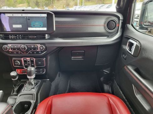 Used 2024 Jeep Wrangler Unlimited Rubicon 392 AWD/4WD image 25