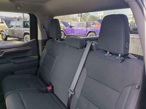 Used 2024 Chevrolet Silverado 1500 RST image 27