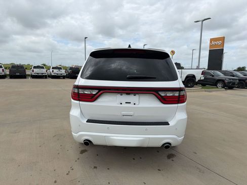 Used 2026 Dodge Durango GT image 4