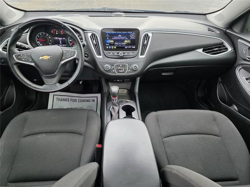 Used 2024 Chevrolet Malibu RS FWD image 9