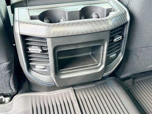 New 2026 RAM 2500 Big Horn AWD/4WD image 18