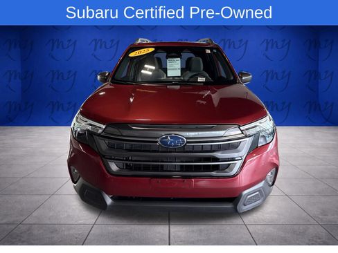 Certified 2025 Subaru Forester Premium AWD/4WD image 3