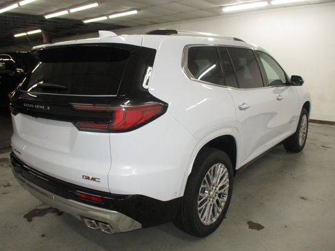 New 2026 GMC Acadia Denali w/ Super Cruise Package AWD/4WD image 6