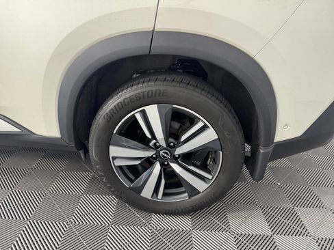 Used 2023 Nissan Rogue SL w/ SL Premium Package AWD/4WD image 13