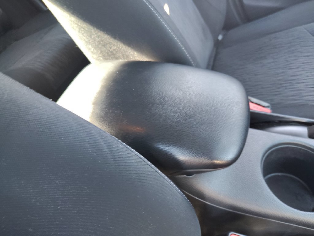 Used 2015 Nissan Sentra SV FWD image 28