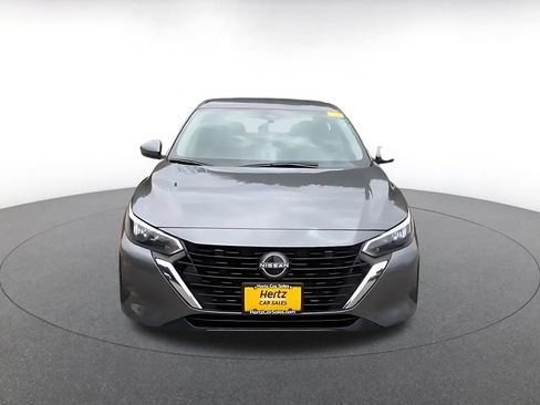 Used 2025 Nissan Sentra SV FWD image 4