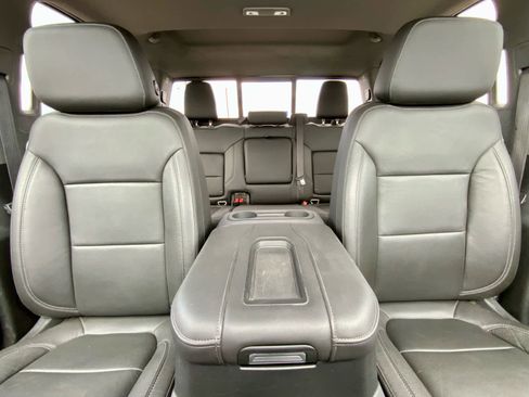 Used 2020 Chevrolet Silverado 2500 LTZ w/ LTZ Plus Package AWD/4WD image 29