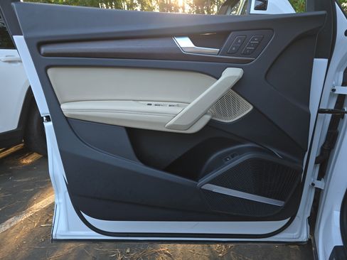 Used 2024 Audi Q5 2.0T Prestige image 27