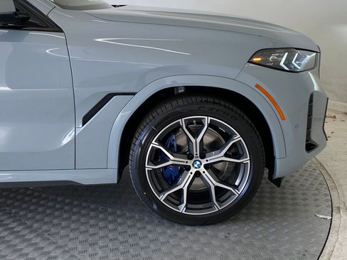 New 2026 BMW X6 xDrive40i image 10