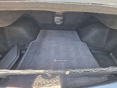 Used 2010 Lexus IS 250 w/ Preferred Accessory Package RWD image 14