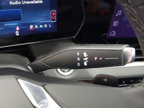 New 2026 Chevrolet Equinox LT w/ Convenience Package II image 21