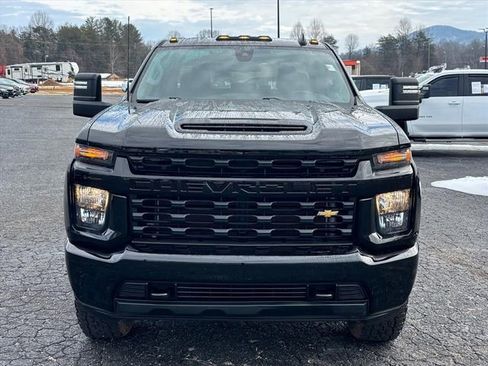 Used 2023 Chevrolet Silverado 2500 Custom w/ Custom Value Package image 22
