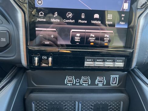 New 2026 RAM 2500 Rebel w/ Rebel Level 2 Equipment Group image 33