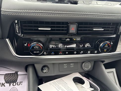 New 2026 Nissan Rogue Platinum w/ Platinum Premium Package image 19