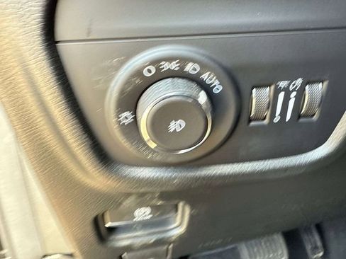 New 2026 Jeep Grand Cherokee L Limited AWD/4WD image 32