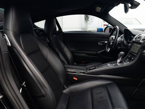 Used 2014 Porsche Cayman image 18