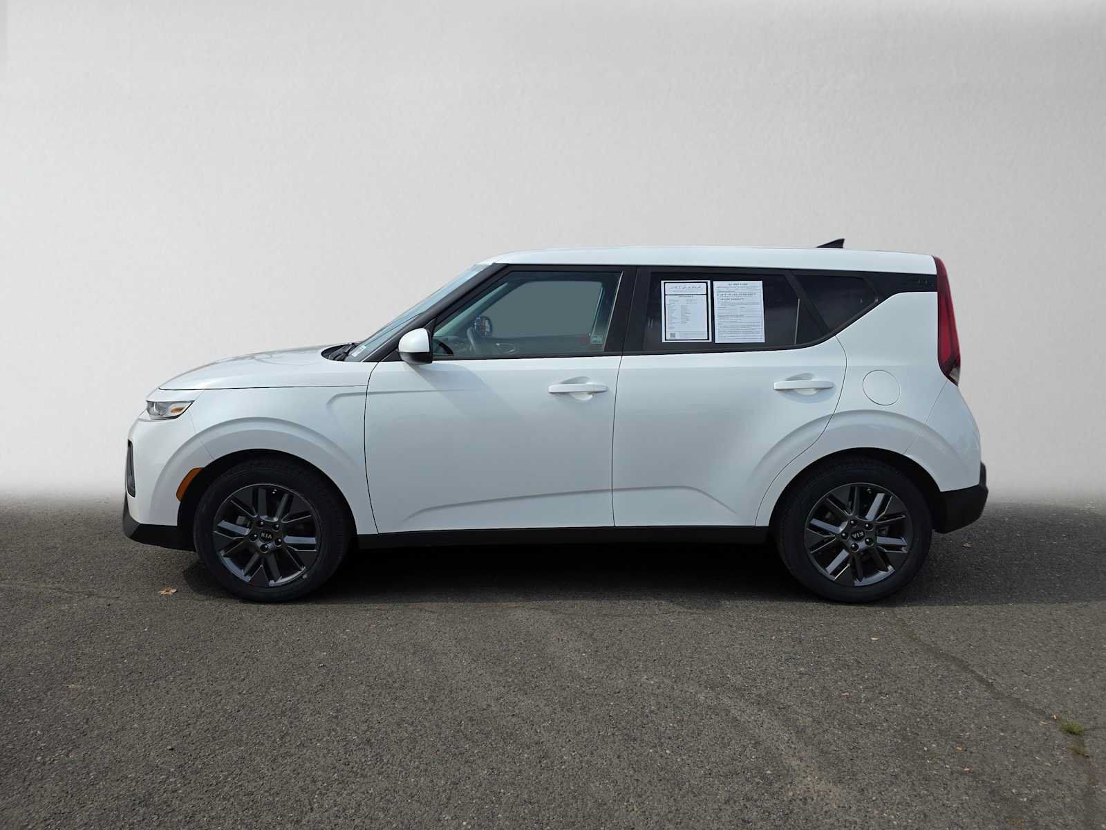 Used 2021 Kia Soul S FWD image 6